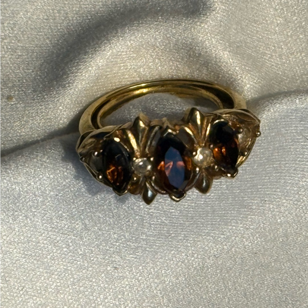 Avon 1973 Royal Occasion Smoky Topaz ring - Picture 7 of 13